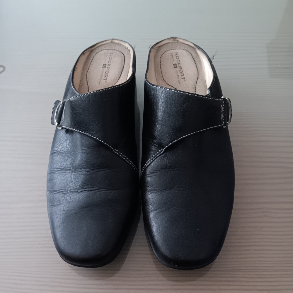 Rockport Black Leather Slip-On Shoes For Women